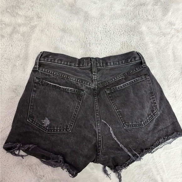 Abercrombie curve love shorts - Picture 3 of 3